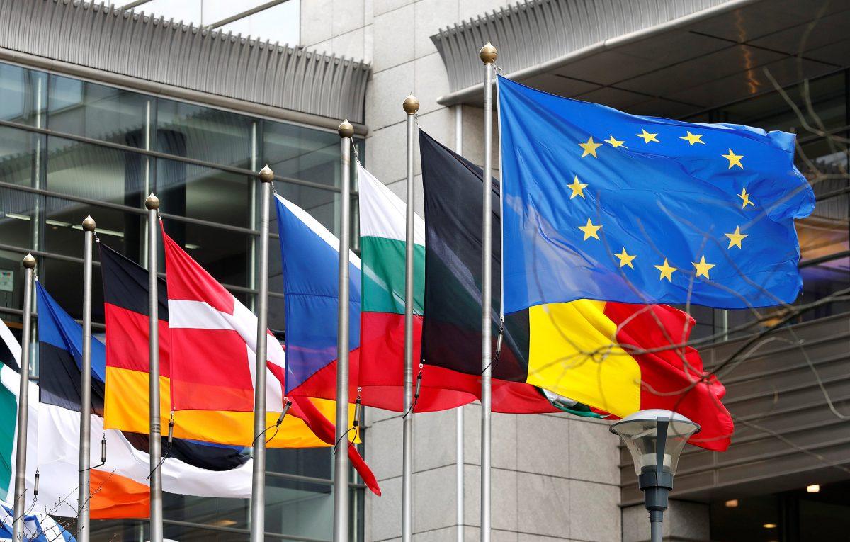 Thỏa thuận quỹ phục hồi mang tính lịch sử và sự hồi sinh của đồng Euro Thỏa thuận quỹ phục hồi mang tính lịch sử và sự hồi sinh của đồng Euro