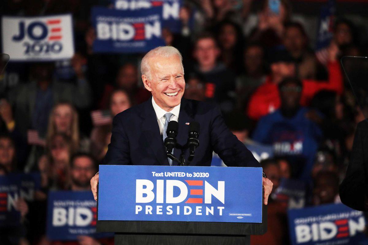 Một chiến thắng của Biden có thể làm suy yếu đồng USD, thúc đẩy tài sản mới nổi?