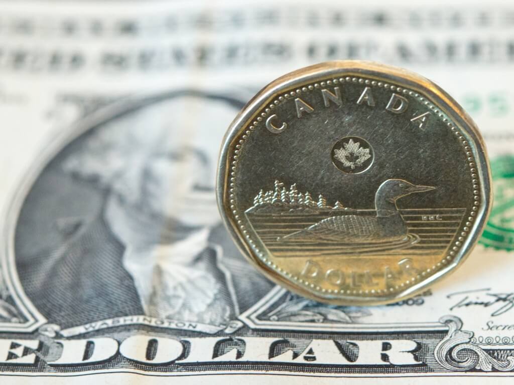 Loonie thoát khỏi xu hướng giảm nhờ sự phân kỳ dữ liệu việc làm vừa công bố! Loonie thoát khỏi xu hướng giảm nhờ sự phân kỳ dữ liệu việc làm vừa công bố!