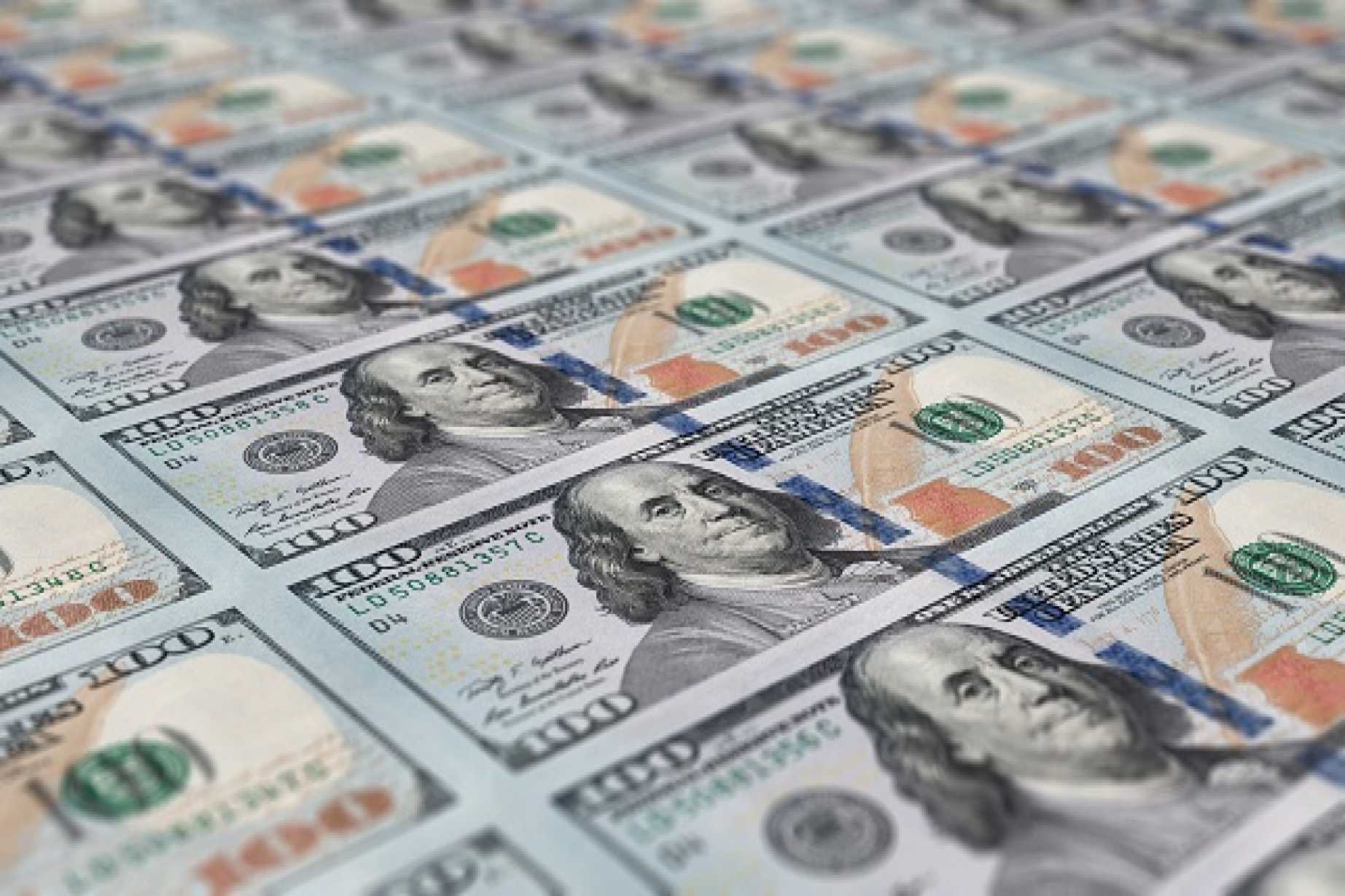 Long USD là lựa chọn hấp dẫn trong ngắn hạn