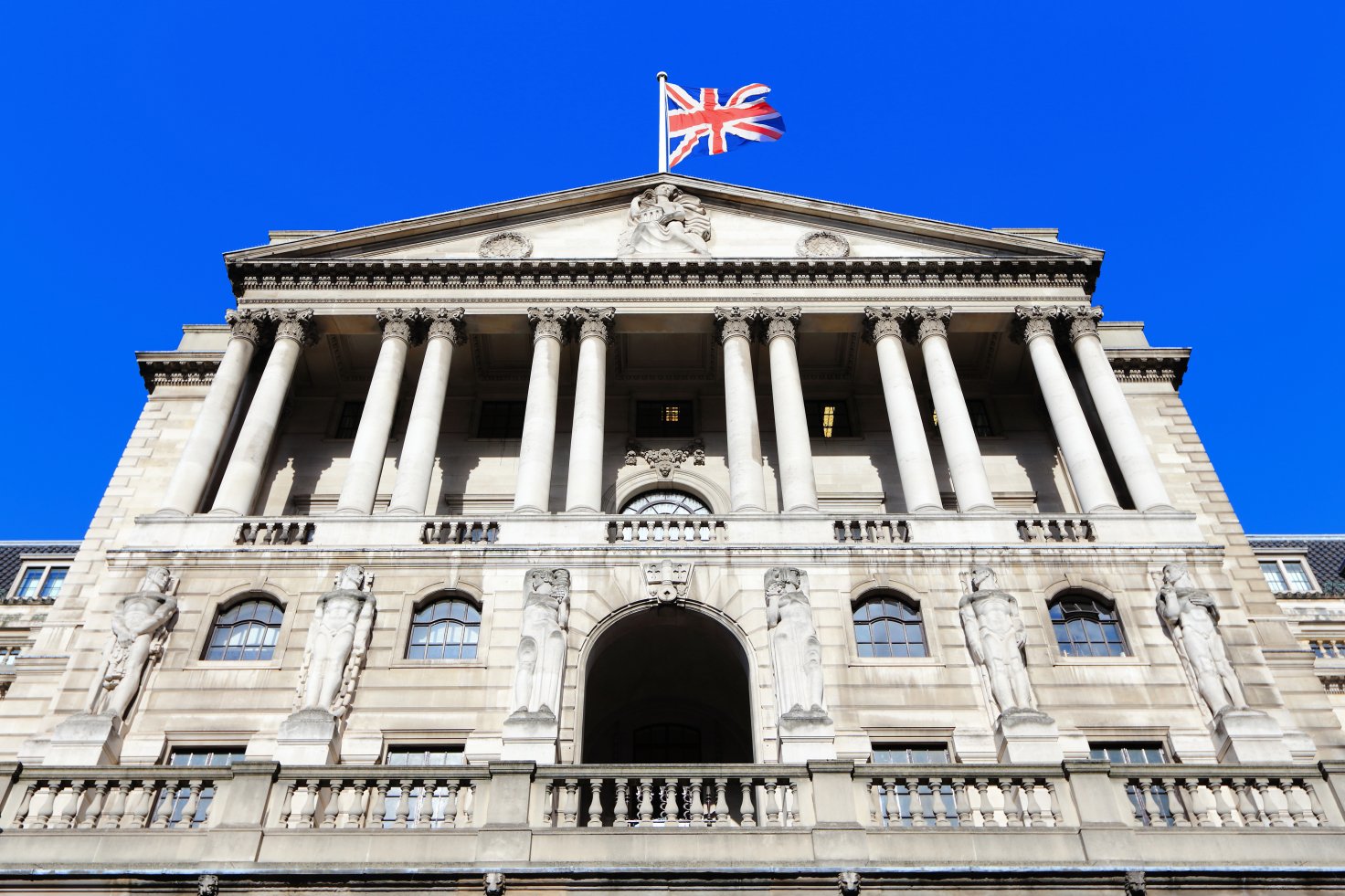 ​​​​​​​Pound suy yếu trước thềm quyết định chính sách của BOE và các cuộc bầu cử quan trọng