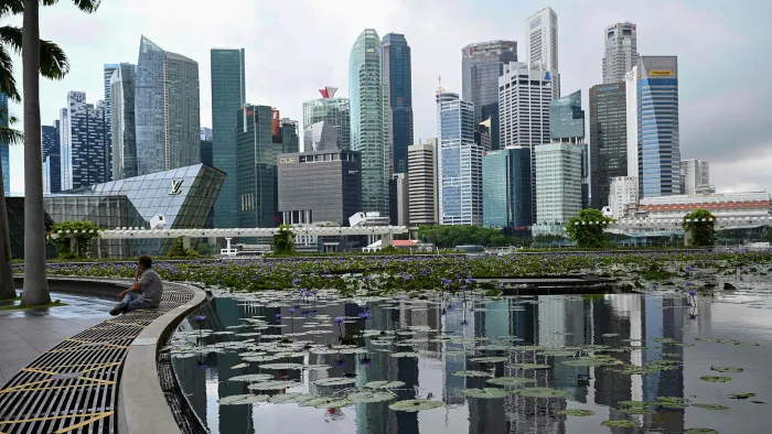 Singapore reimposes tough distancing rules after Covid cases rise |  Financial Times