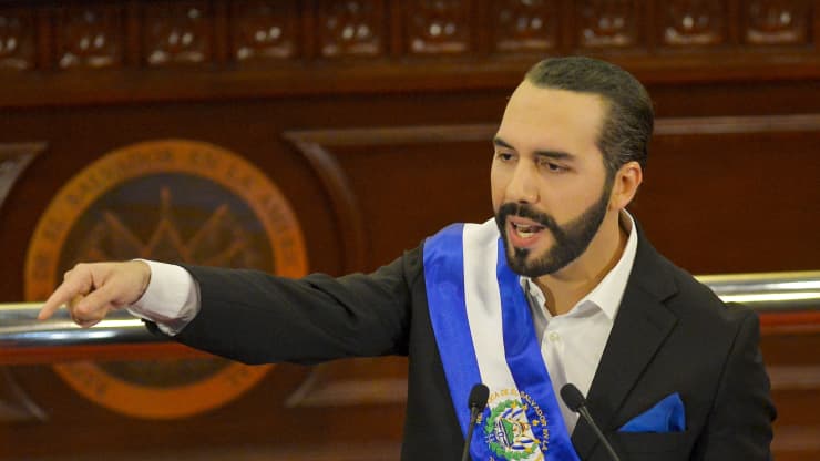 El Salvador trở thành quốc gia đầu tiên trên thế giới chấp nhận Bitcoin làm đồng tiền pháp định