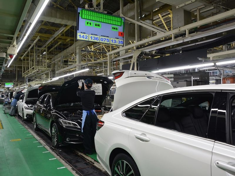 Toyota cuts output again on shortage of chips, parts | Automotive News  Europe