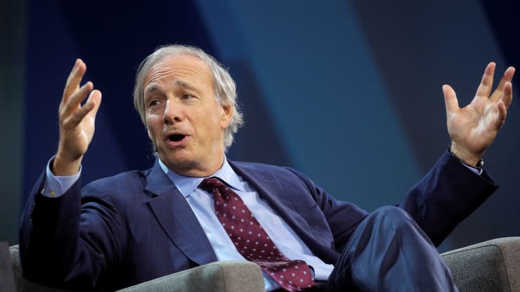 Tại sao tỷ phú Ray Dalio cho rằng một thảm họa kinh tế khác sắp xảy ra? Tại sao tỷ phú Ray Dalio cho rằng một thảm họa kinh tế khác sắp xảy ra?