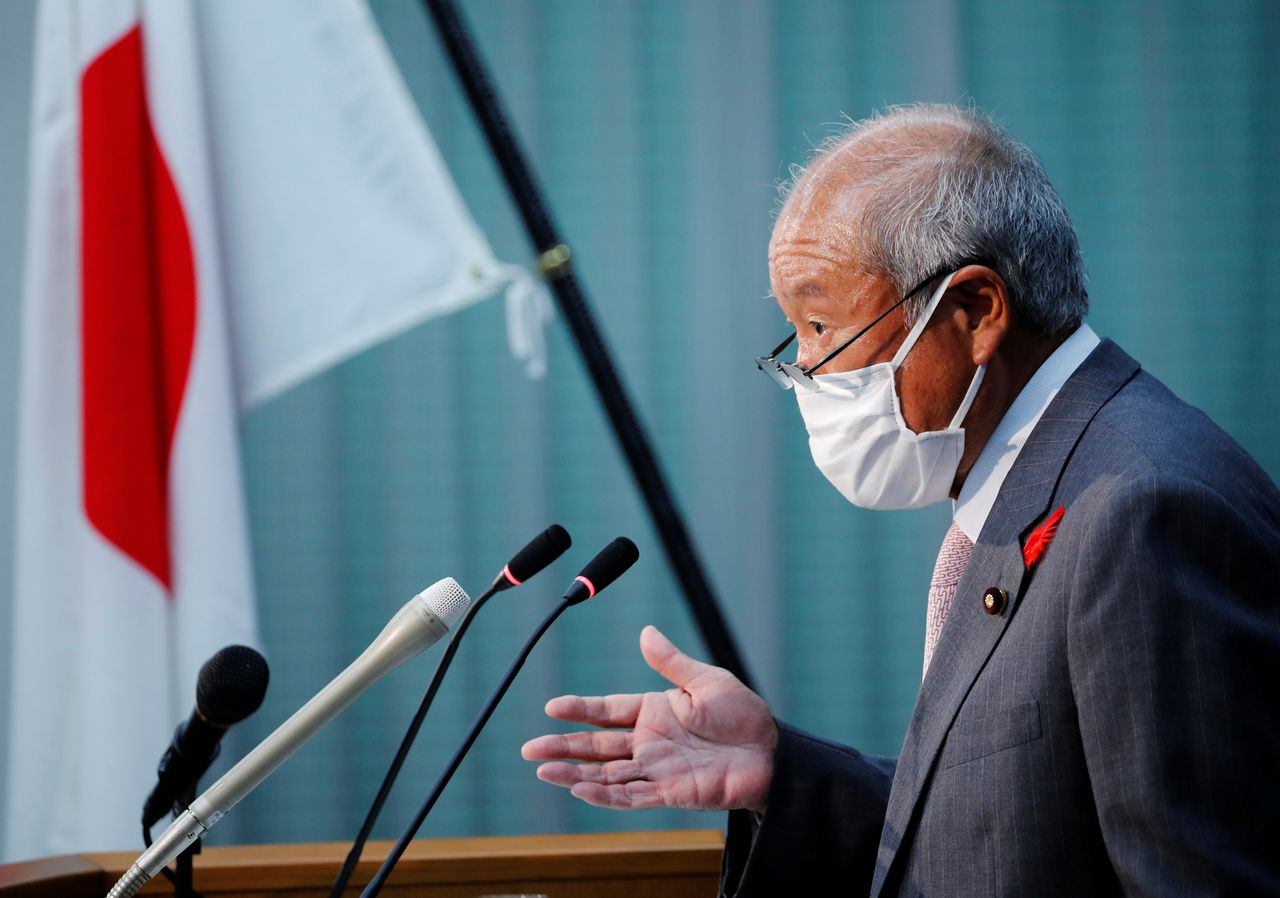 Japan Finance Minister Suzuki urges stability in FX market as yen weakens |  Nippon.com