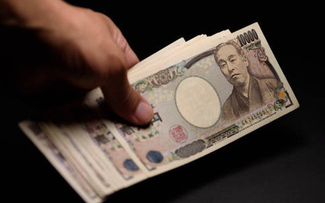 USD/JPY đối mặt với rào cản kỹ thuật mạnh ở mức 137.00