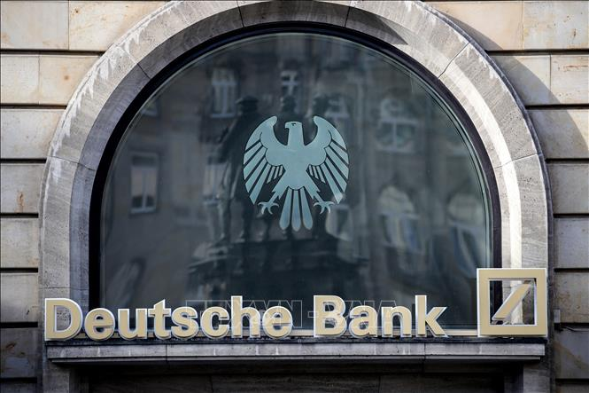 Lãi 10 quý liên tiếp, Deutsche Bank vẫn vướng vào khủng hoảng ngân hàng | baotintuc.vn