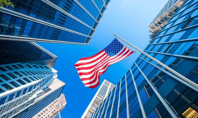 Ý nghĩa và lý do đằng sau việc Fitch hạ xếp hạng tín nhiệm Hoa Kỳ