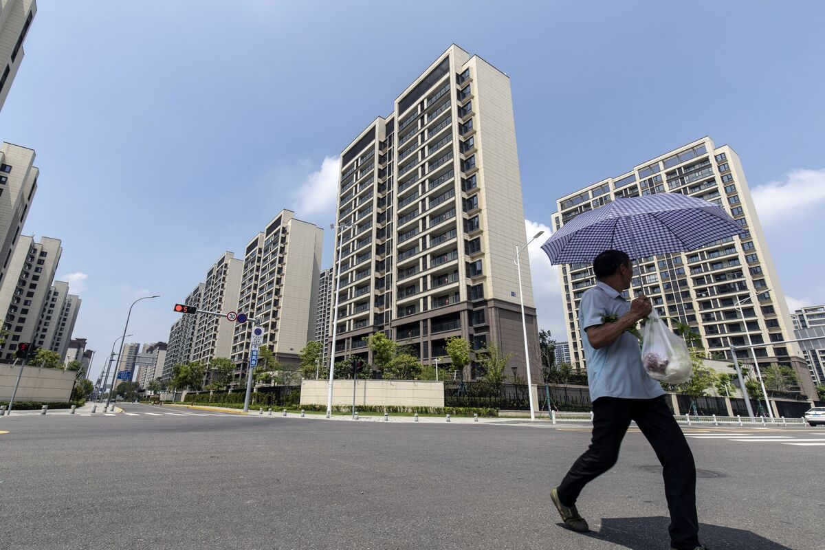 Goldman Sachs hạ dự báo chứng khoán Trung Quốc do lo ngại mới về thị trường bất động sản Goldman Sachs hạ dự báo chứng khoán Trung Quốc do lo ngại mới về thị trường bất động sản