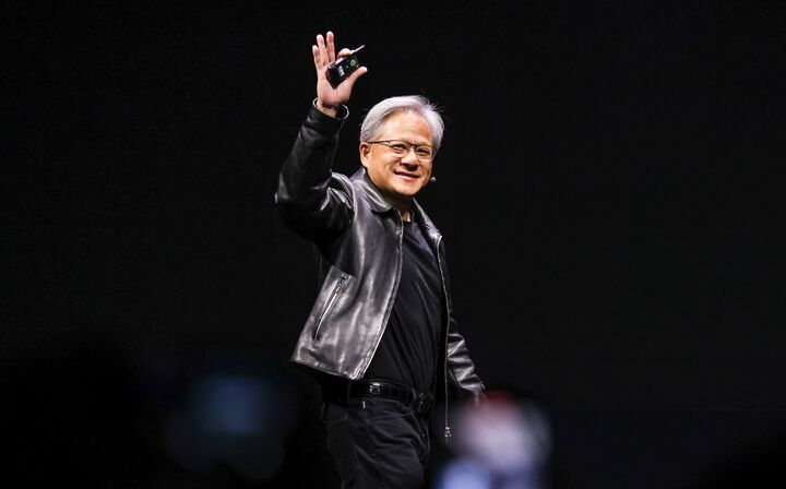 Hoàng Nhân Huân đút túi hơn 4 tỷ USD nhờ đà tăng của cổ phiếu Nvidia