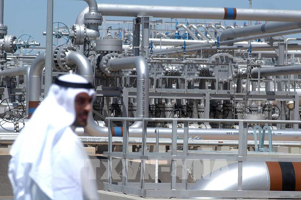OPEC+ họp trực tuyến để giải quyết tranh cãi về sản lượng