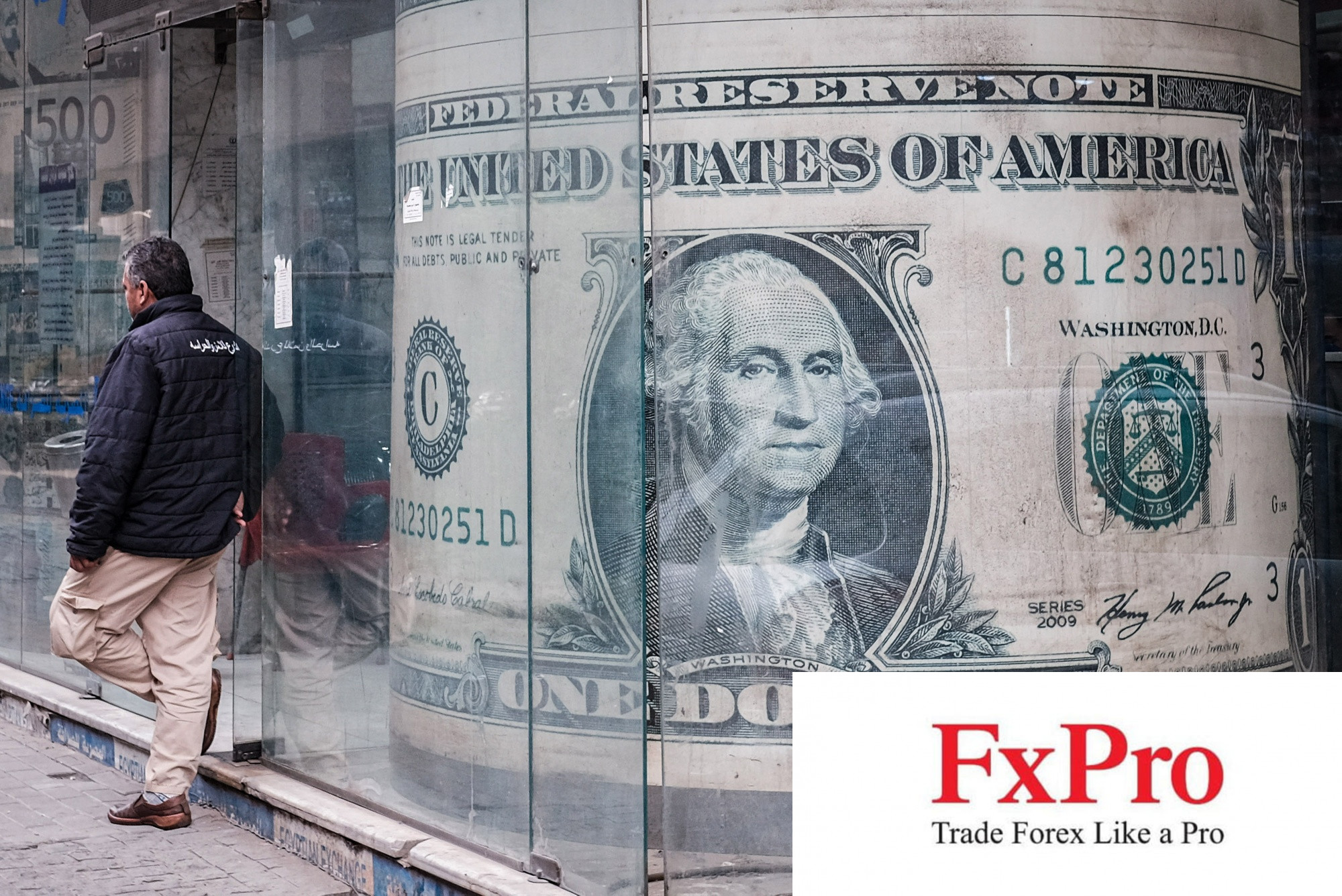 IMF: Tỷ trọng USD trong dự trữ toàn cầu giảm, JPY tăng