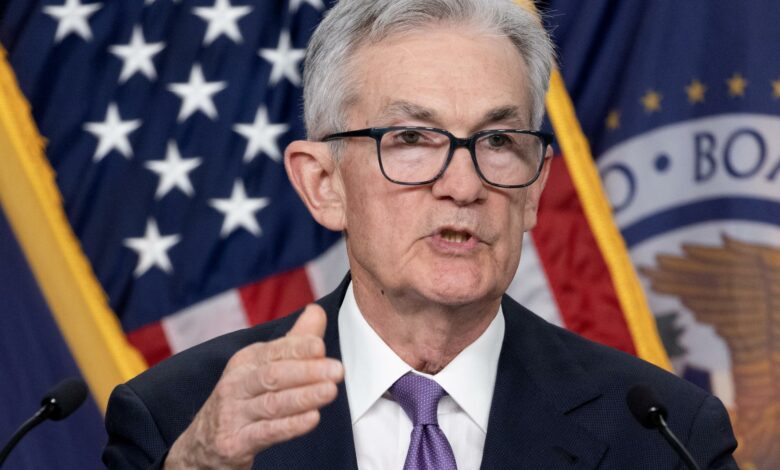 Fed đẩy lùi kỳ vọng hạ lãi suất vào tháng Ba, khẳng định "không có gì phải vội"!