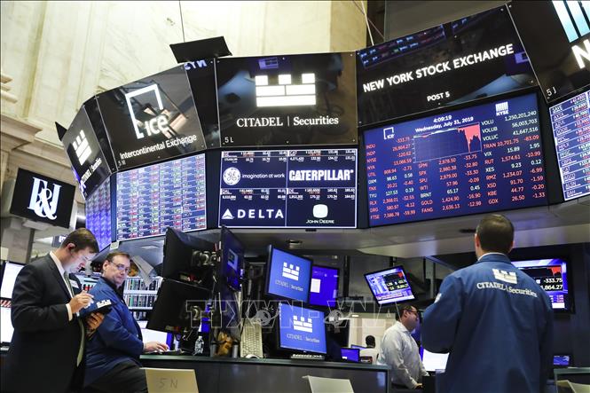S&P 500 lập kỷ lục mới nhưng Nvidia lại lao dốc trong tuần trước
