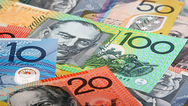 Đồng Aussie suy yếu sau khi công bố số liệu Cán cân Thương mại Úc và PMI Sản xuất Trung Quốc