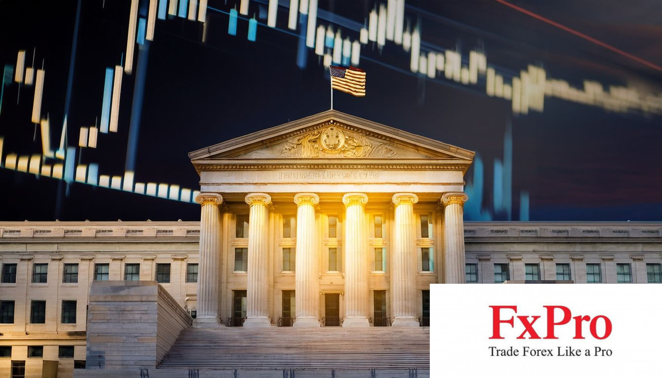 Giá vàng bật tăng mạnh trước thềm quyết định lãi suất của Fed